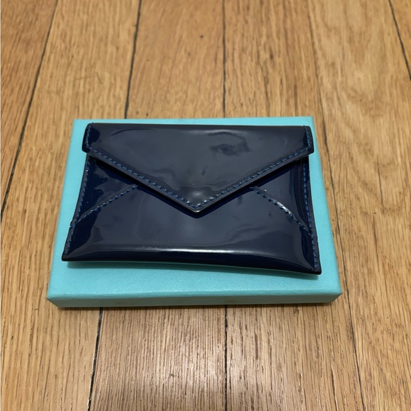 Tiffany & Co. Dark blue patent leather card holder - Picture 4 of 8